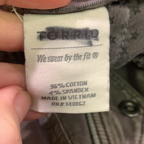 Torrid Gray Distressed Chino Pant sz: 12 - Picture 6 of 7